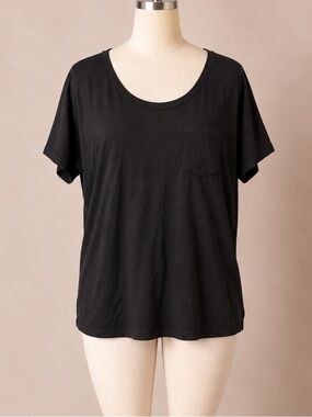 Urban Diction Women’s 2X Black Scoop Neck Pocket Tee Relaxed Fit Plus Size